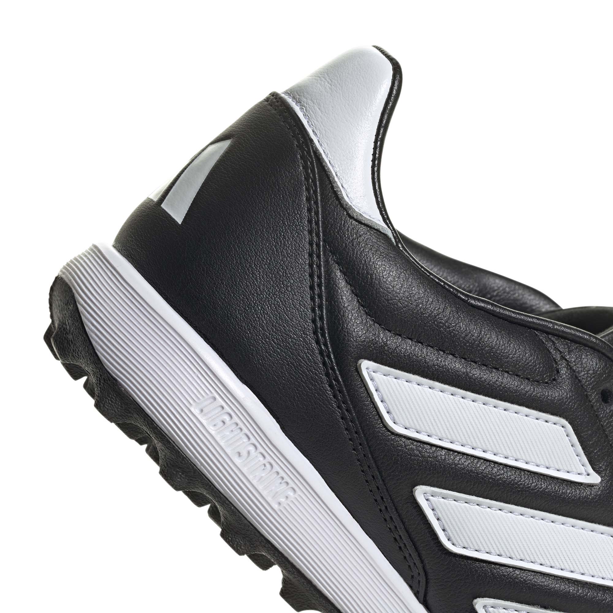 If1832 7 footwear photography detail view 1 white