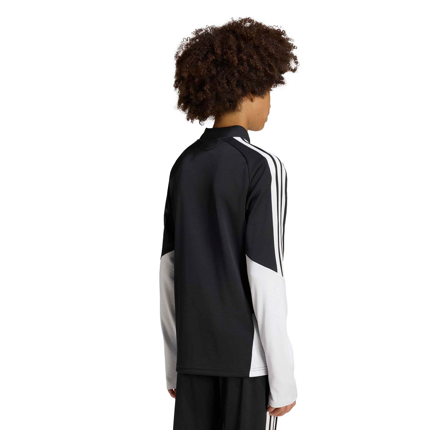 Kb5742 3 apparel on model back view white