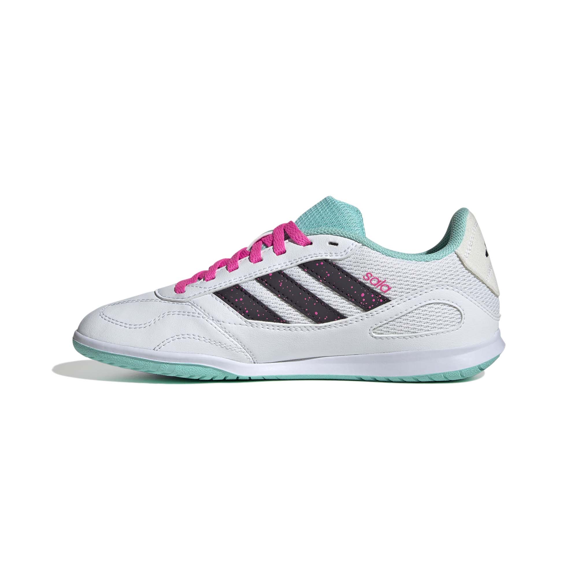 Jr5400 4 footwear photography side medial center view white