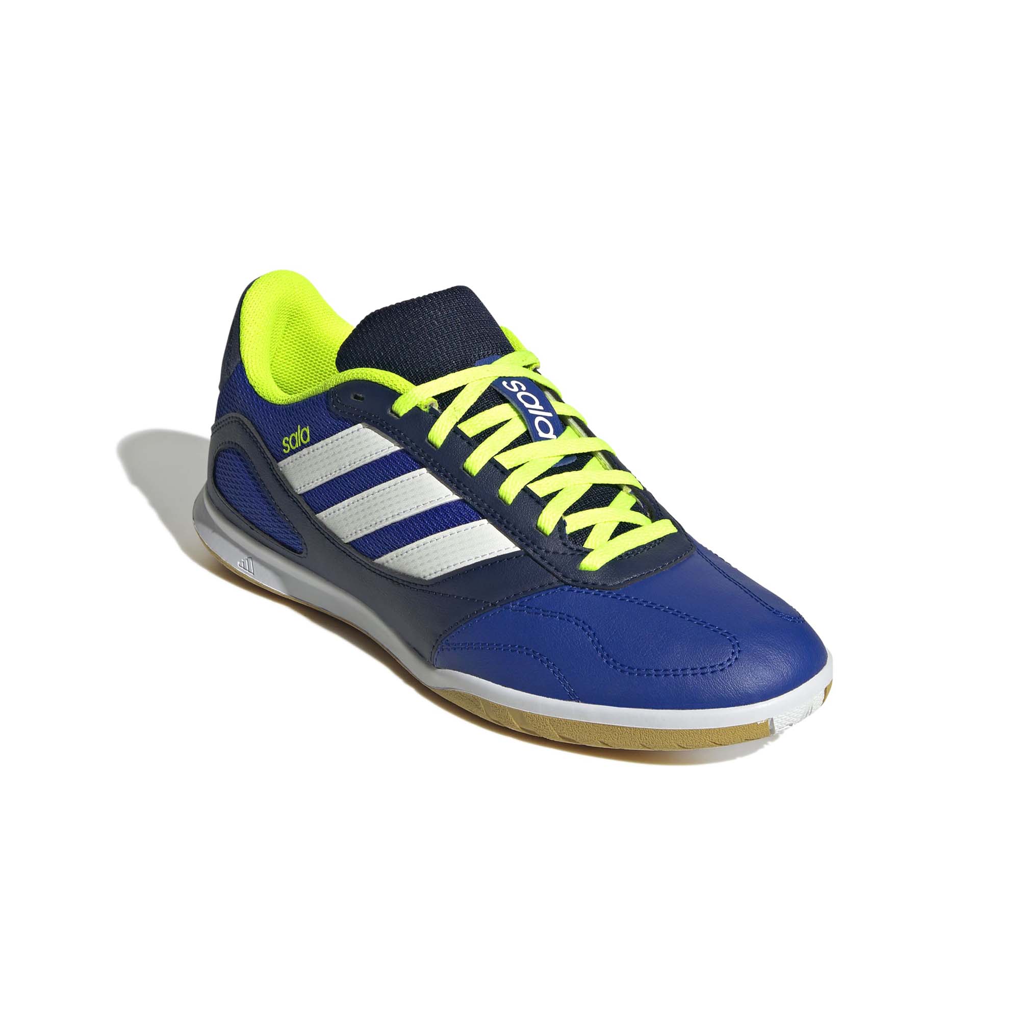 Jr5398 5 footwear photography front lateral top view white