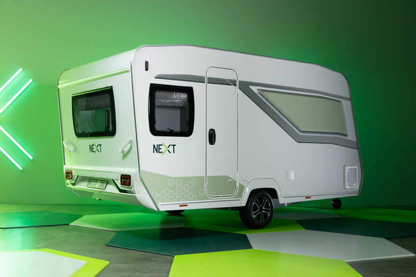 NEXT 380 caravan bij Van Duinkerken
