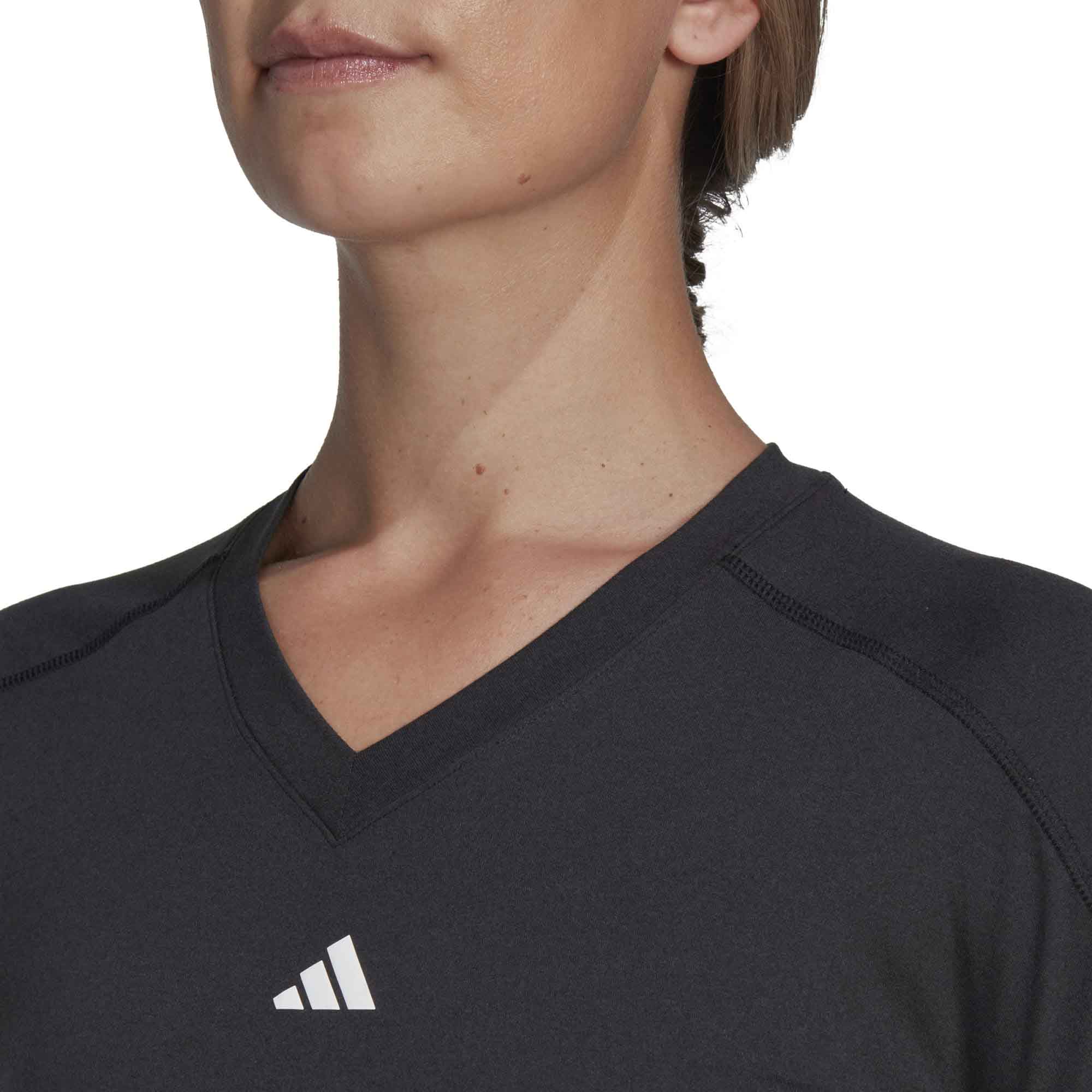 Hn5543 7 apparel on model detail view 1 white