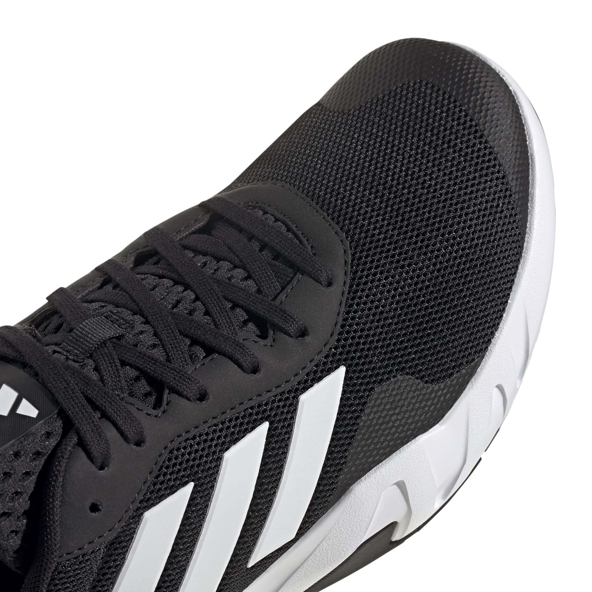 If0953 9 footwear photography detail view 2 white