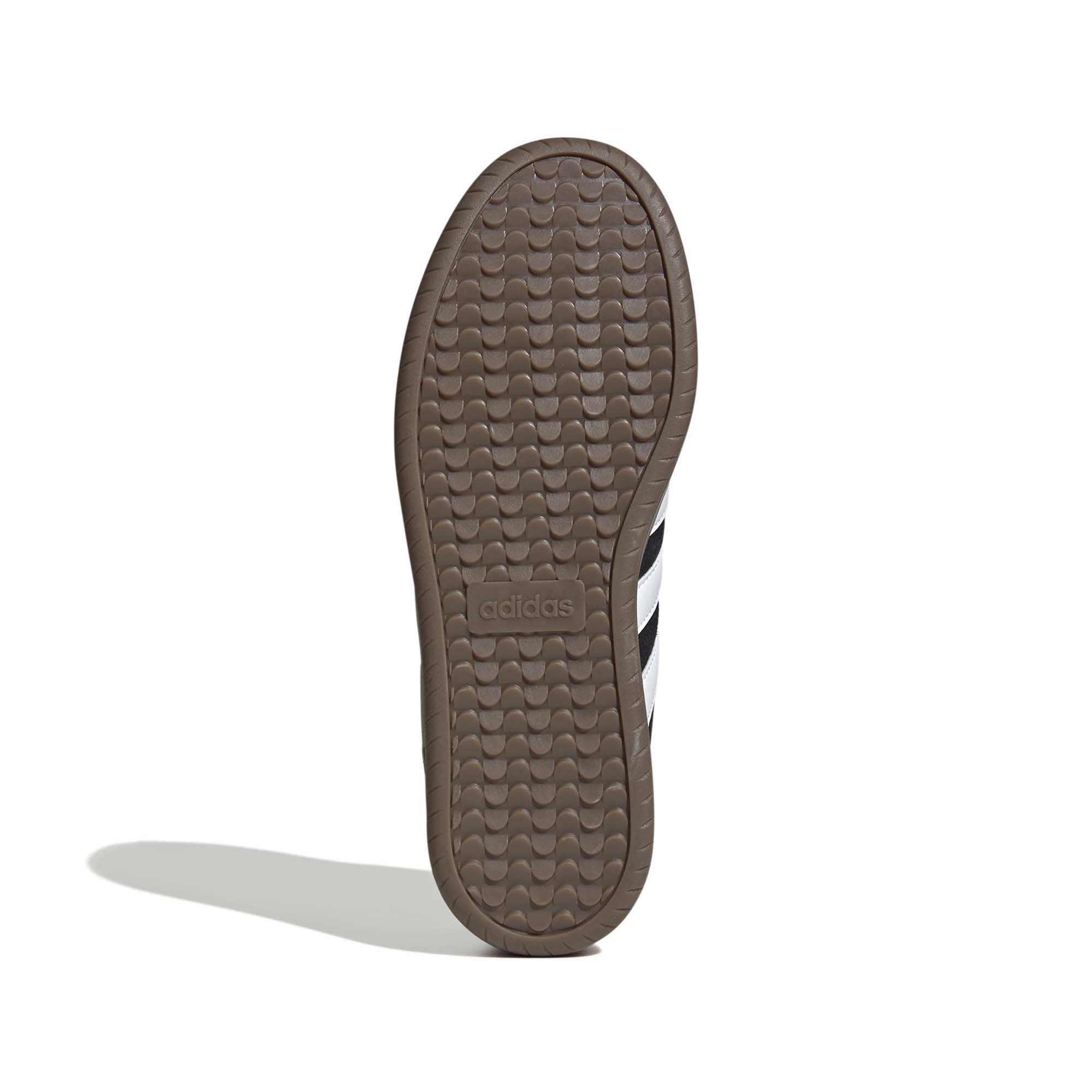 Js2695 4 footwear photography bottom view white