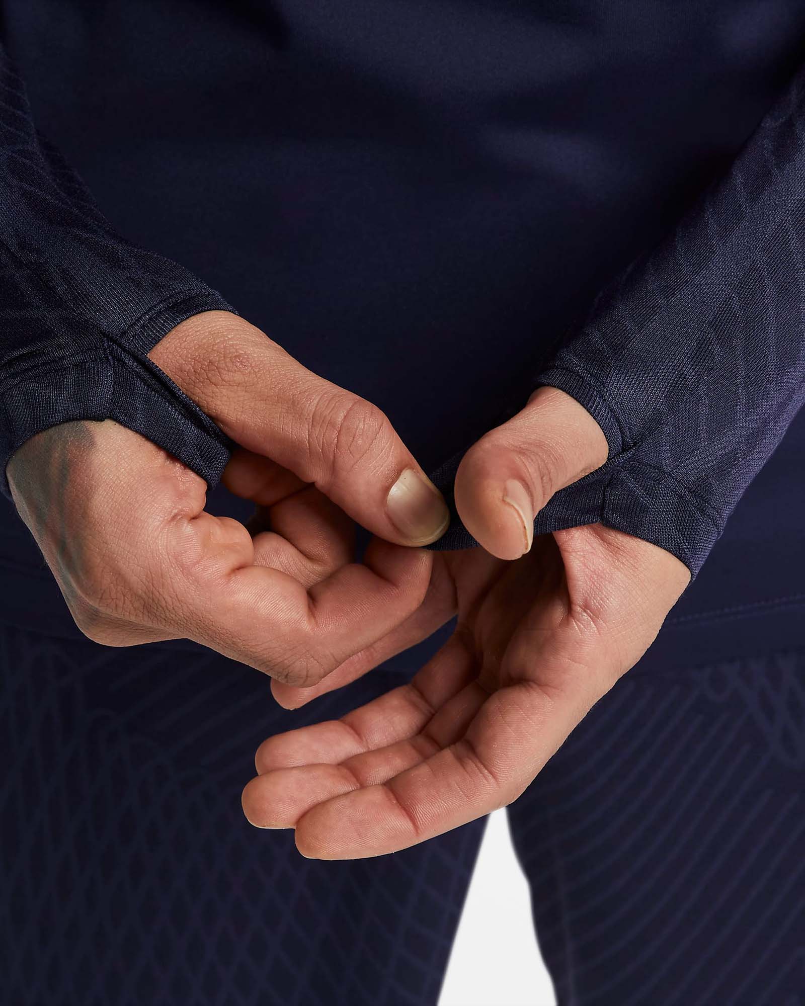 NIKE  Paris Saint-Germain Strike Heren