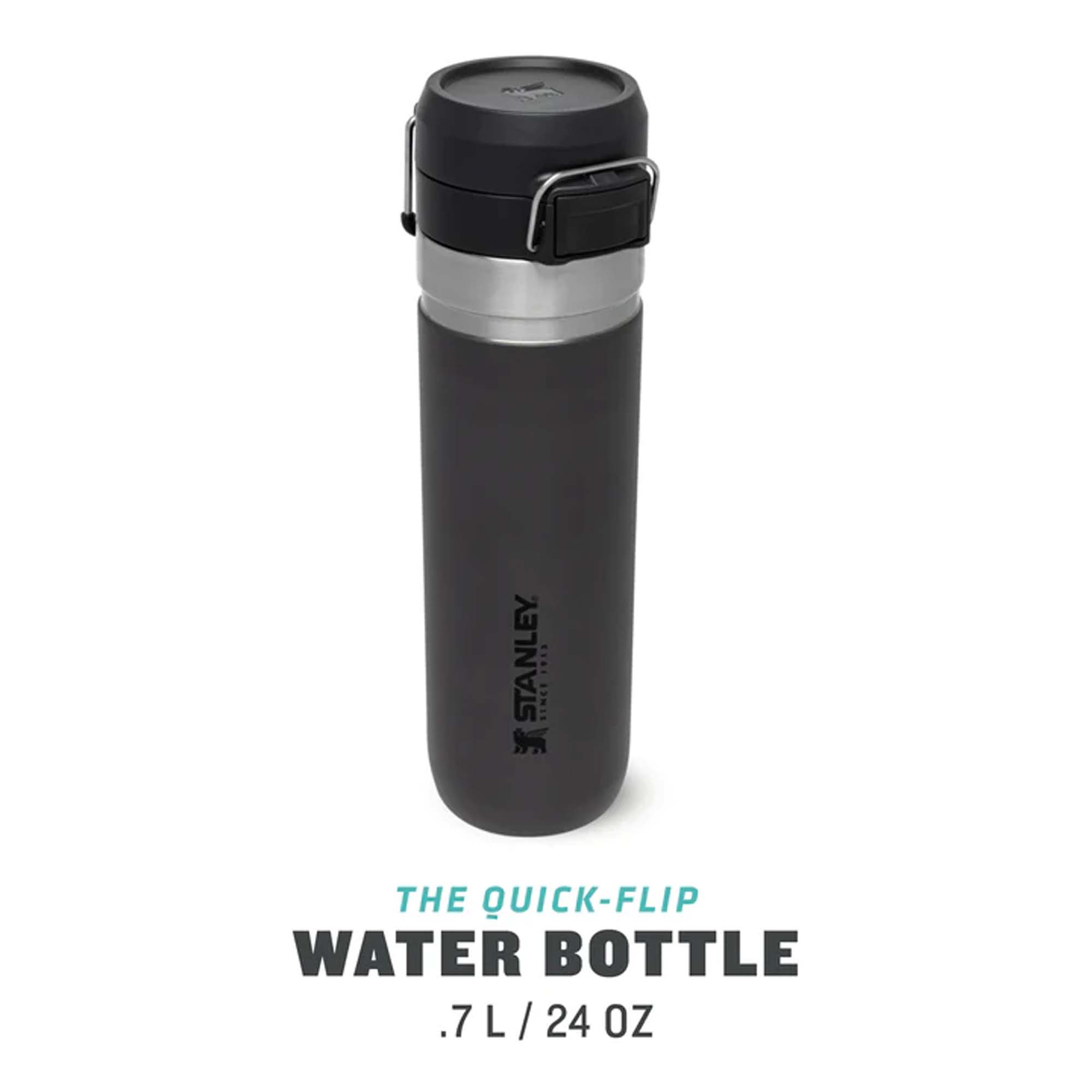 STANLEY The Quick-Flip Water Bottle .7L / 24oz