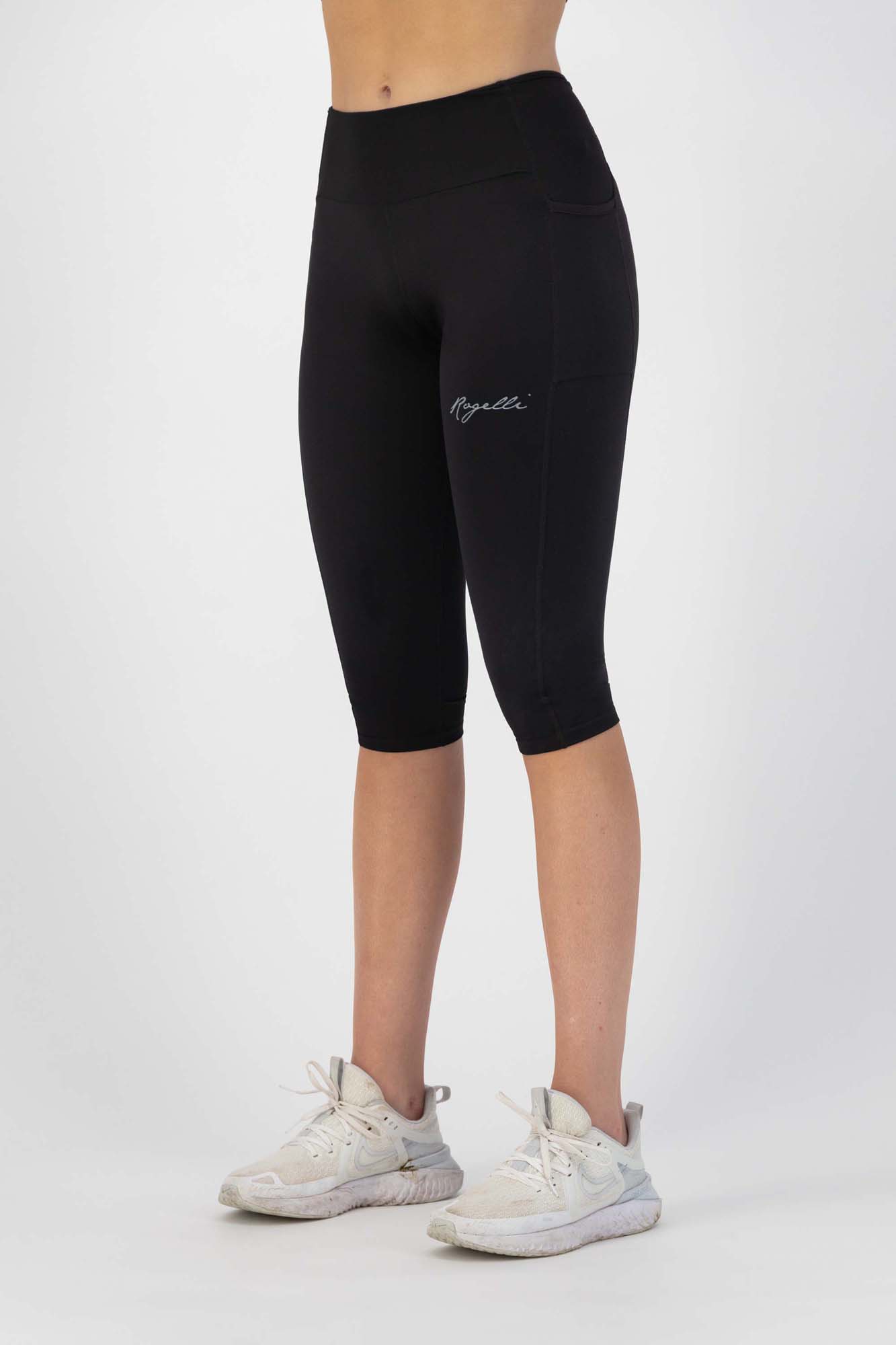 Rog351374 03 essential capri black