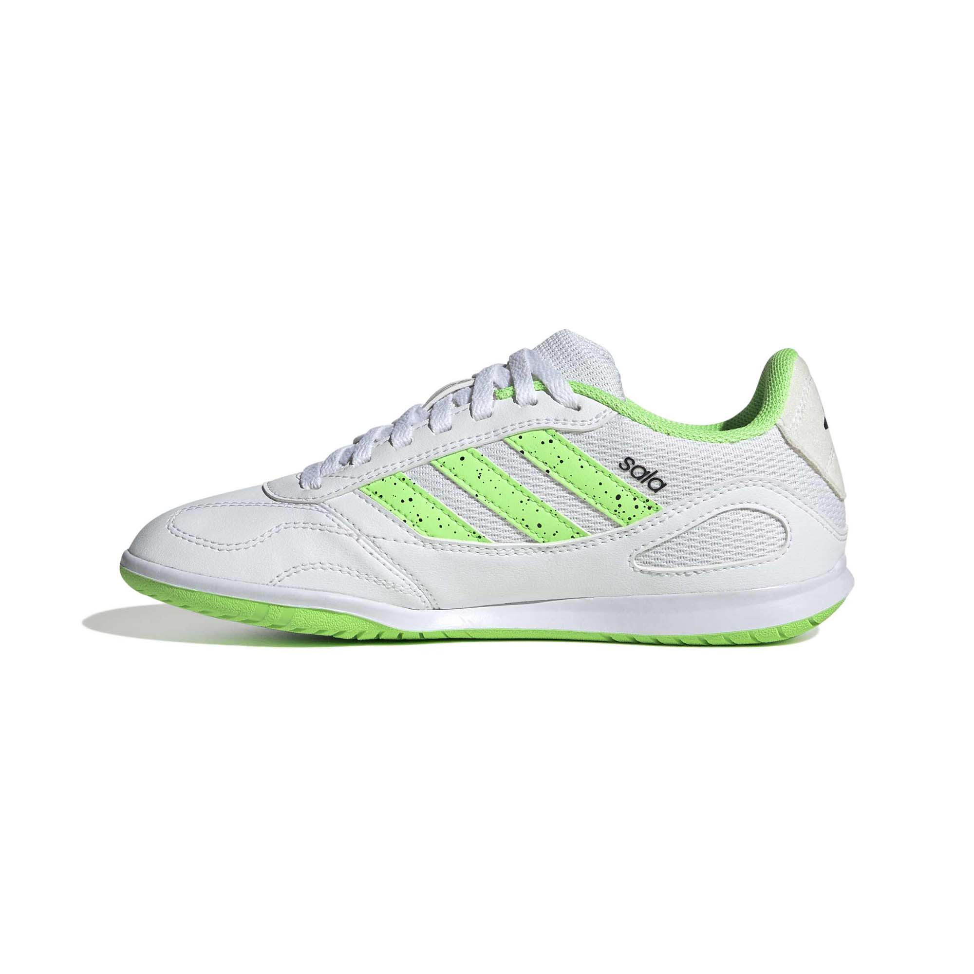Jr5402 4 footwear photography side medial center view white