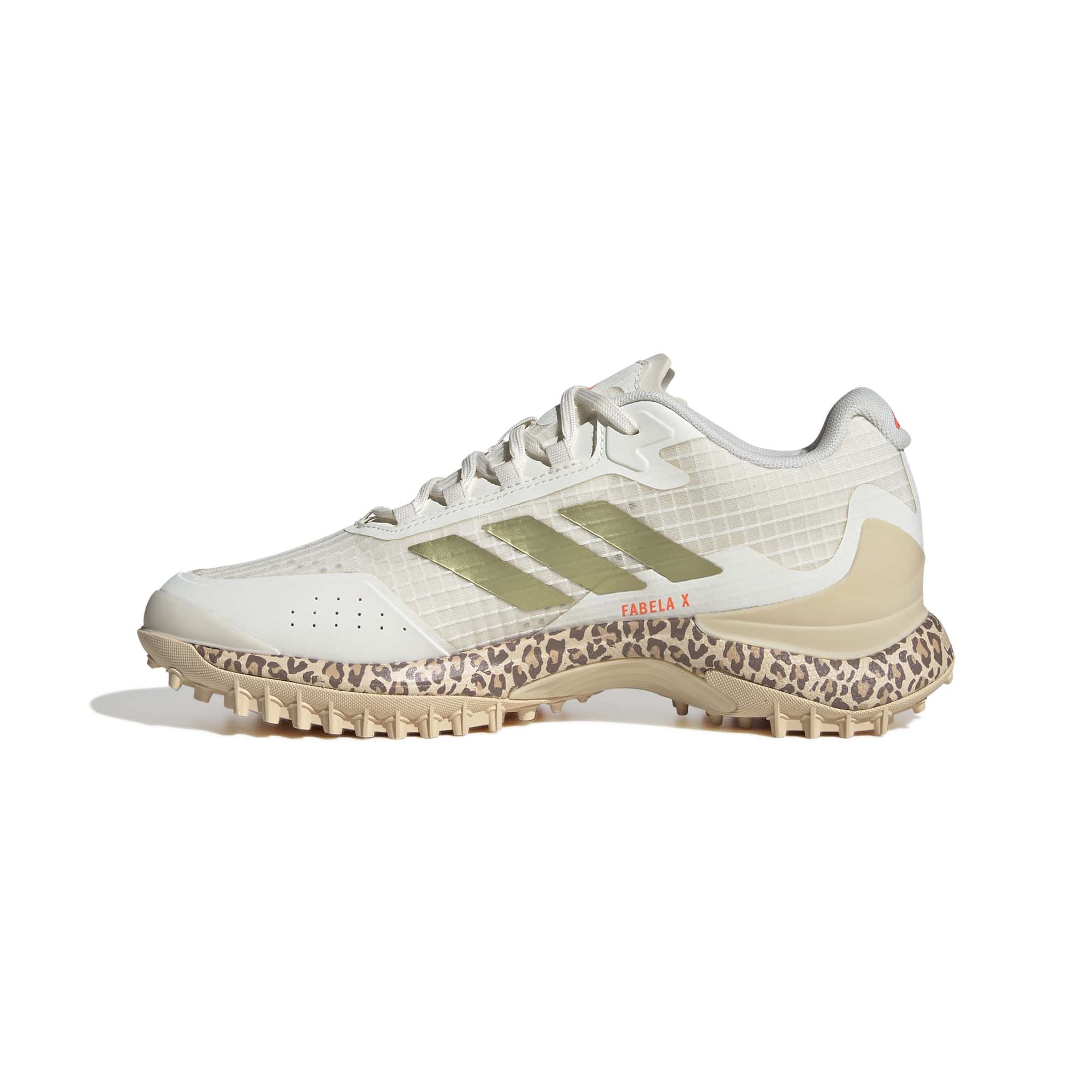 Jh5718 5 footwear photography side medial center view white