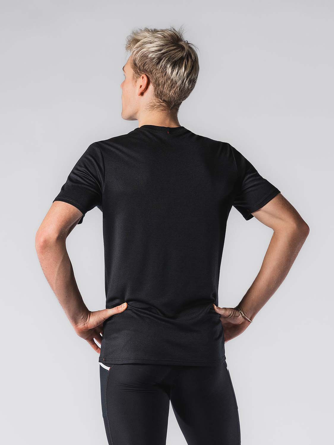 Mens technical merino 150 t shirt 1153 black 2 v1