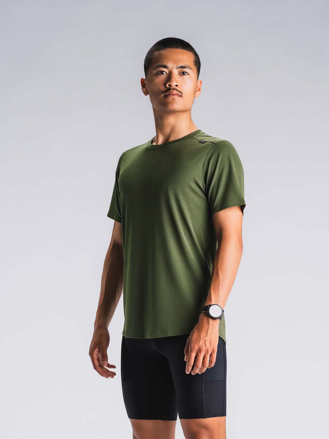 Mens tempo one run t shirt 1033 green 1 v1