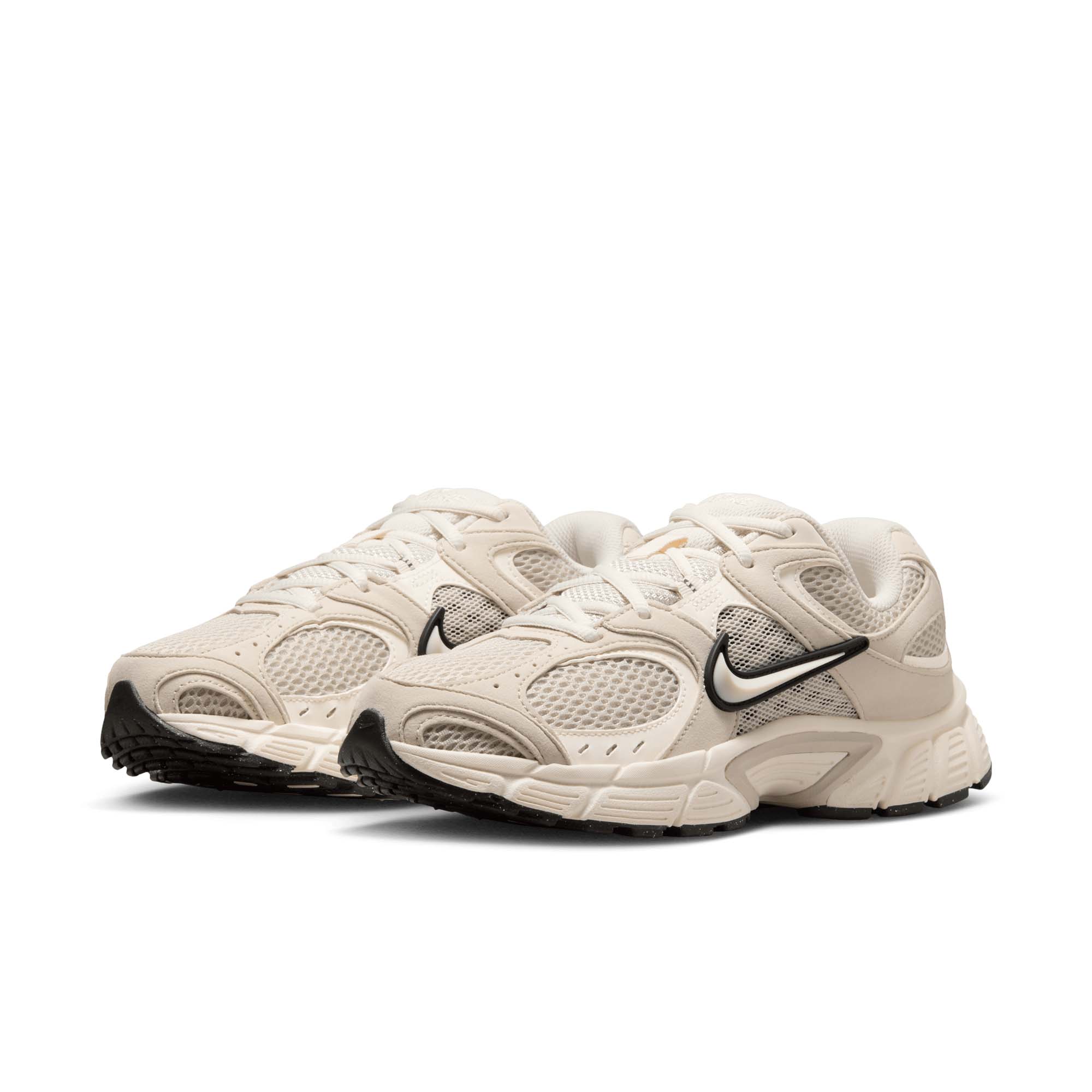 NIKE V5 RNR Sneakers Dames