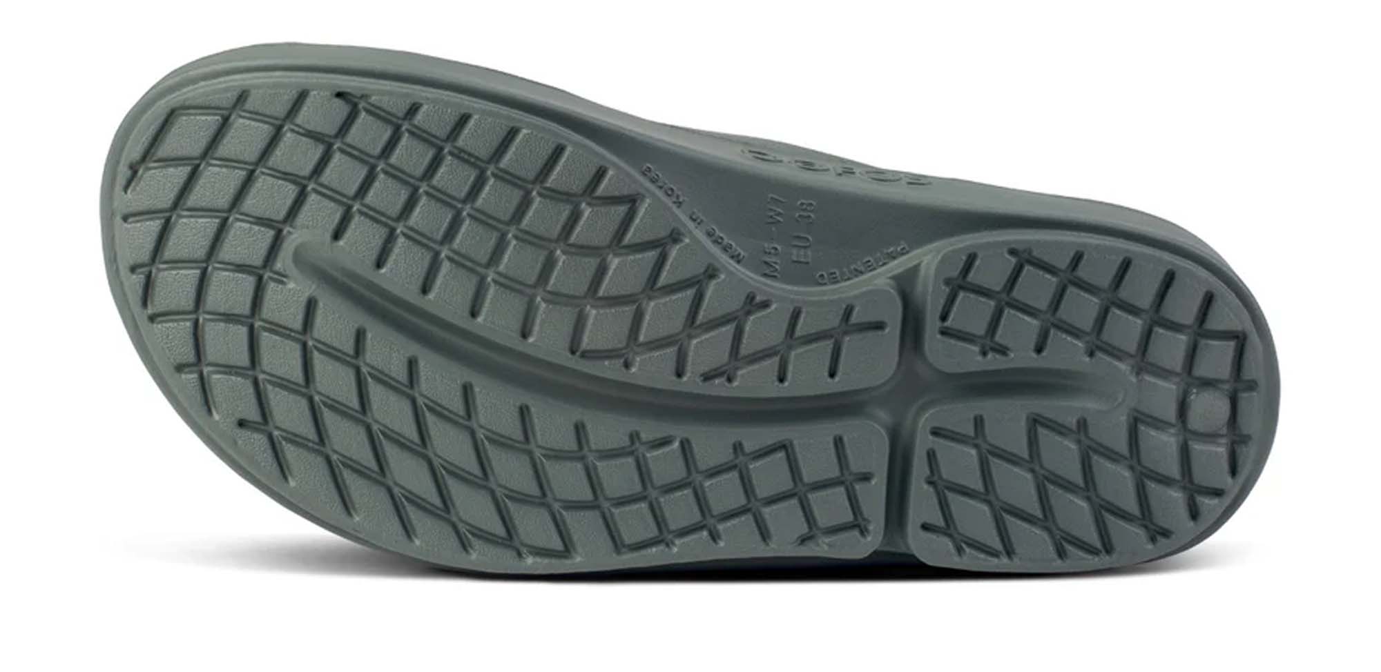 1100olive shot7 932x680