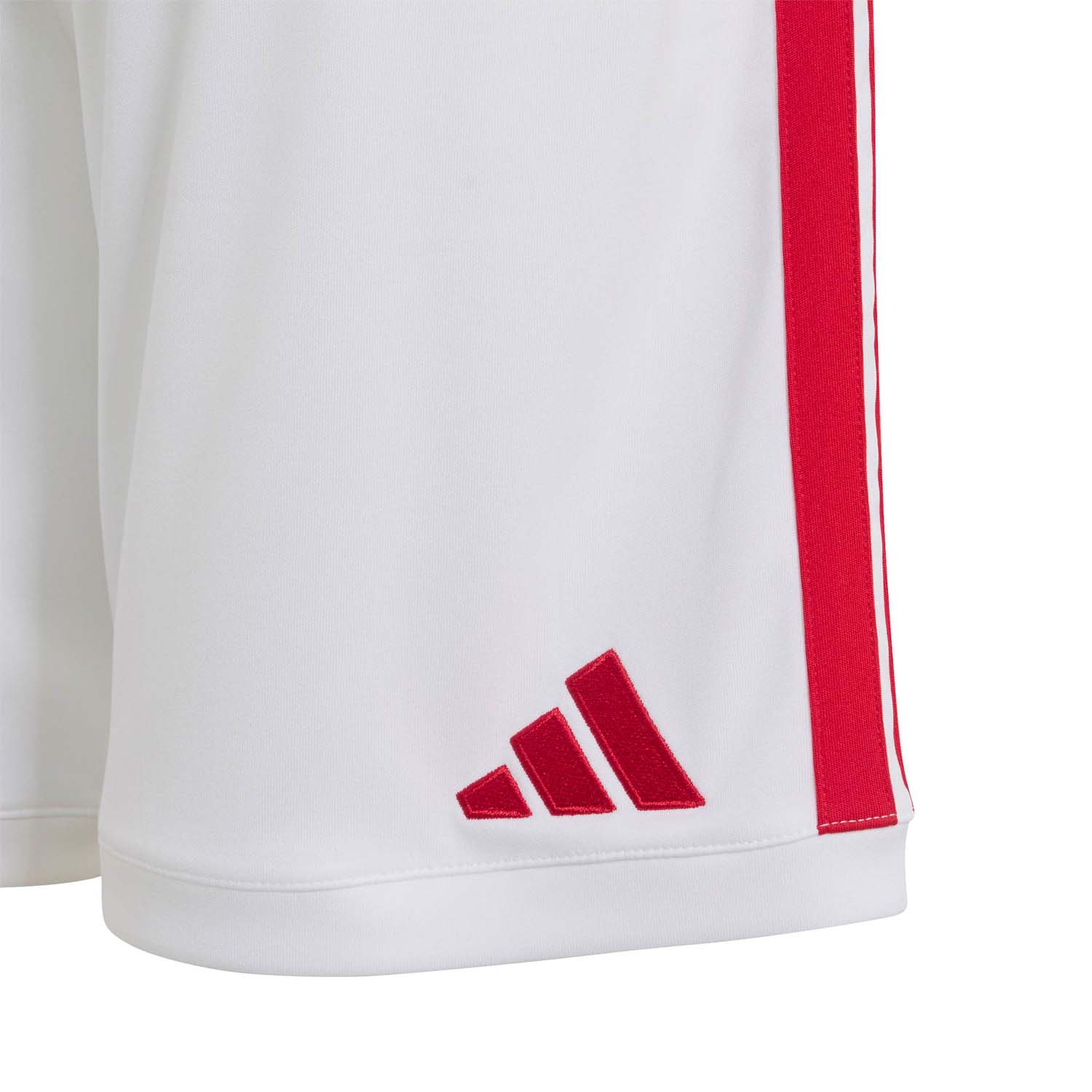 Kc1662 3 apparel photography detail view 1 white