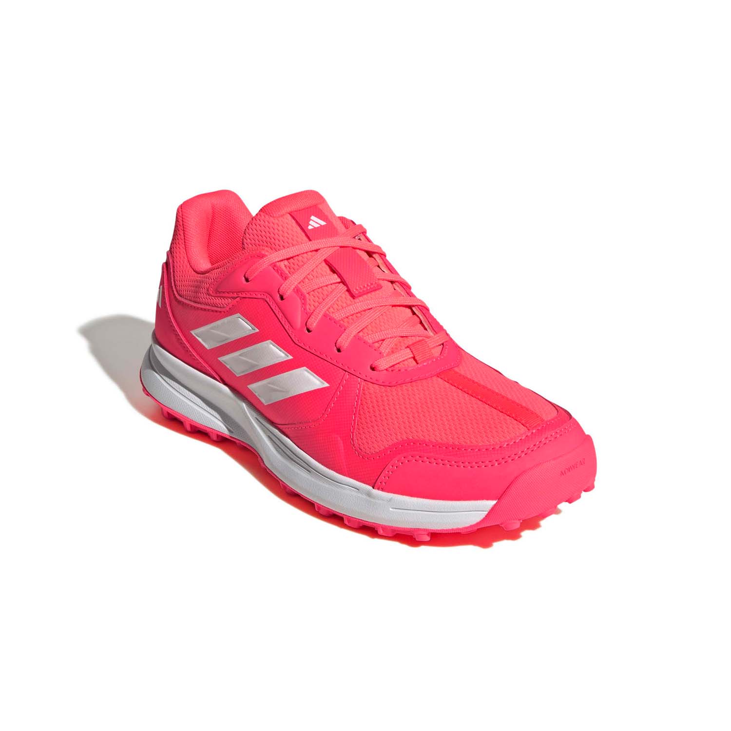 Ih9729 6 footwear photography front lateral top view white