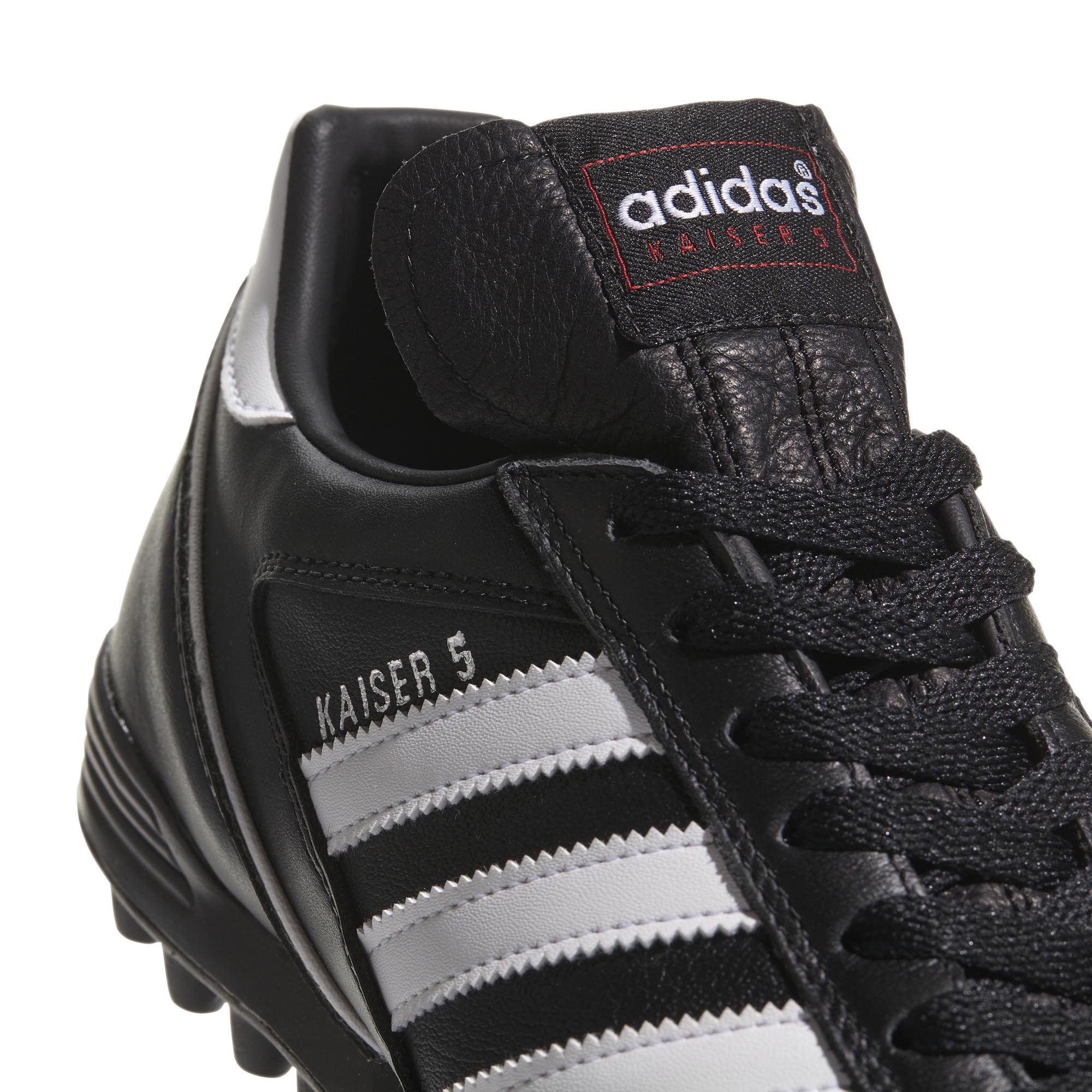677357 10 footwear photography detail view 1 white