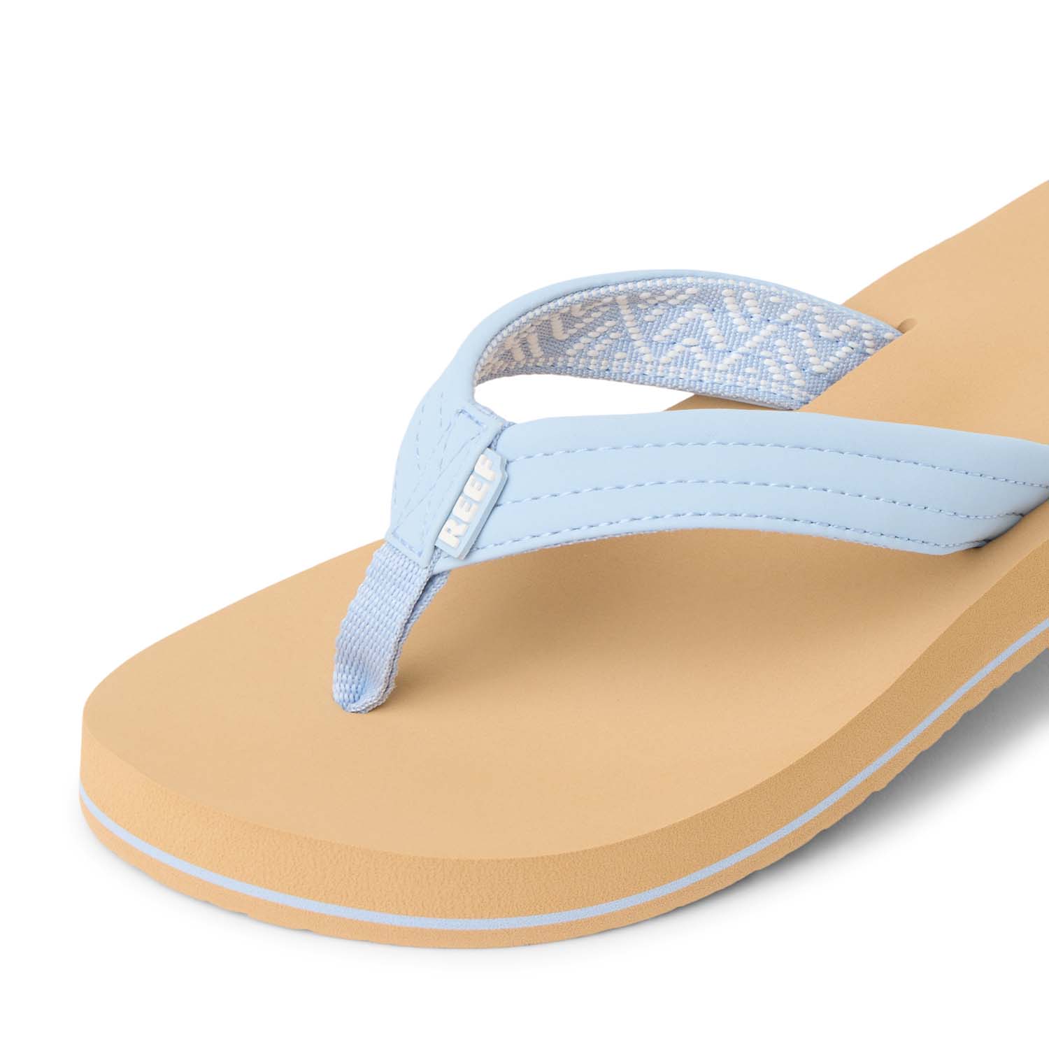Cj7452 reef cushion breeze dusty blue dtl1 wb