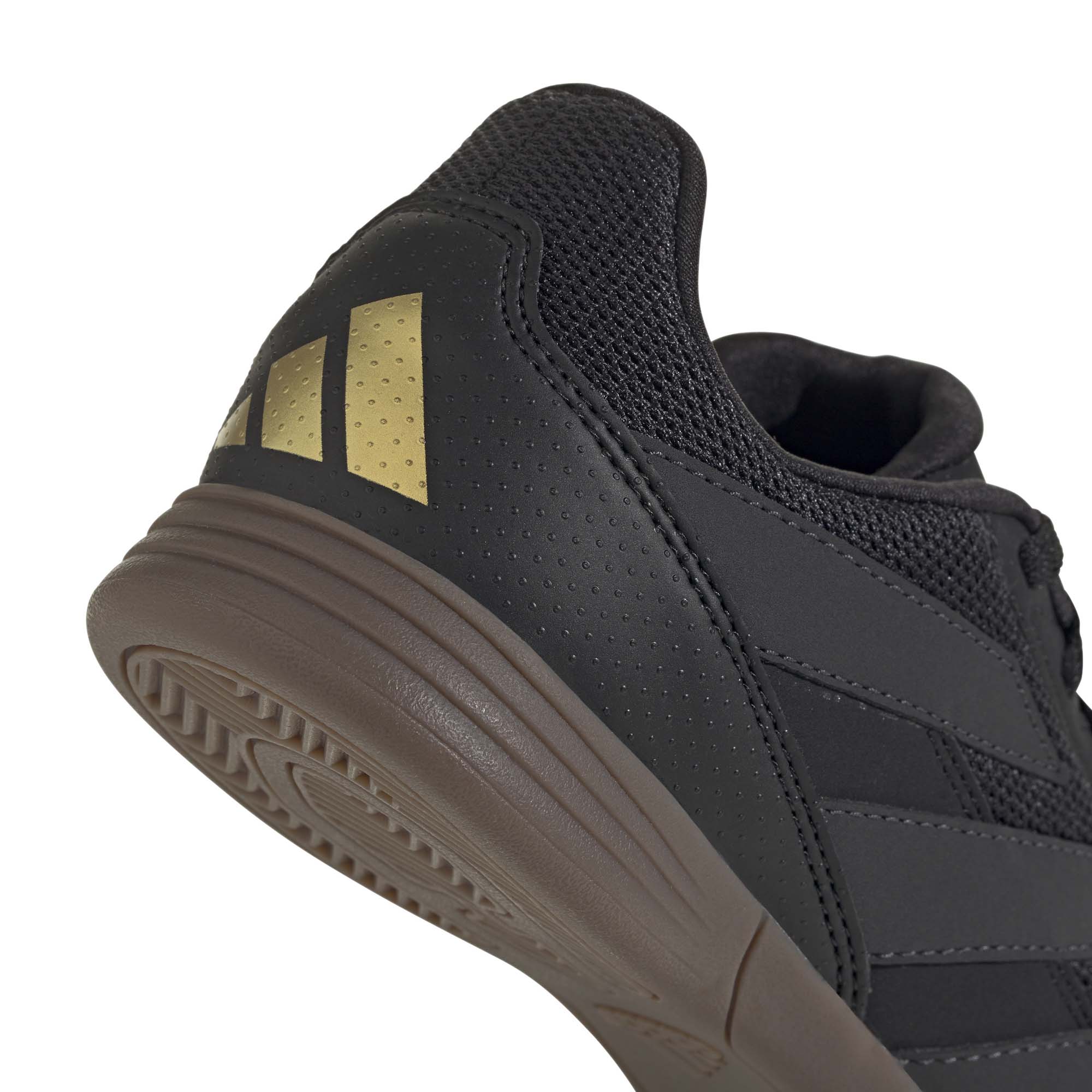 If6416 7 footwear photography detail view 1 white